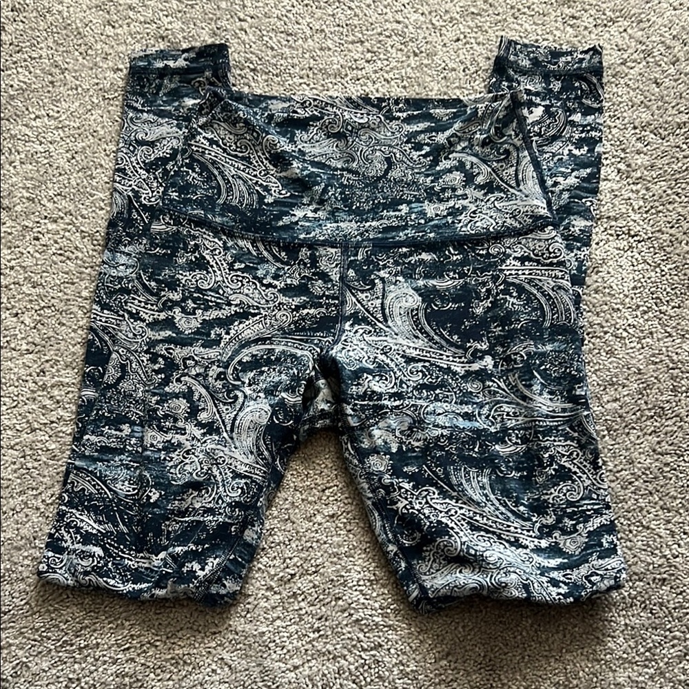 LULULEMON ALIGN SZ 4 Paisley Print Yoga Leggings